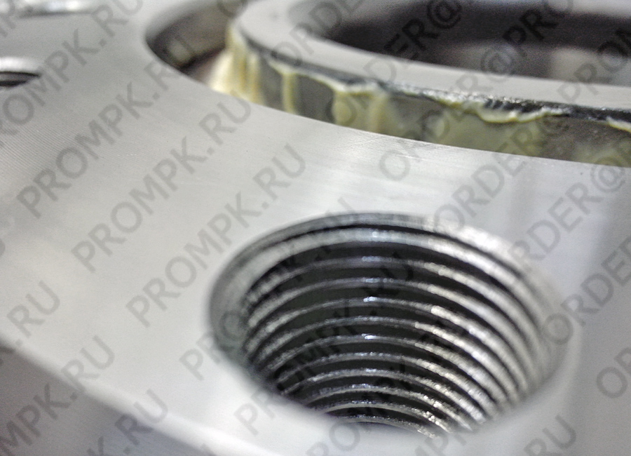 Подшипник ступицы HUR 040-1 (он же 5010439770B, 5010439770, HDS001, HDS 001, HUR 040, HUR040 1, HUR040, HUR0401, BTFB446329CB, BTFB 446329, 201043) - резьбовое отверстие в фланце Подшипник ступицы передней оси HUR 040-1 (резьбовое отверстие во фланце под крепежный болт)
